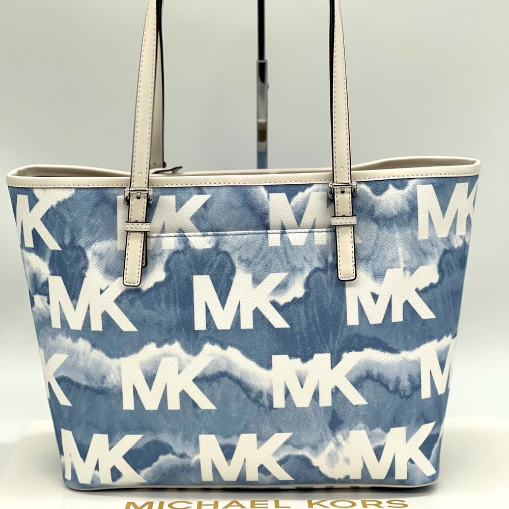 Michael Kors JST Carryall Tote Bag - Picture 2 of 14